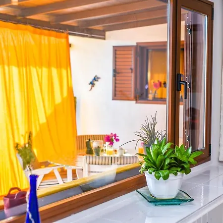 Casa Tamai, Ideal Familias En El Centro De La Isla Teguise (Lanzarote)